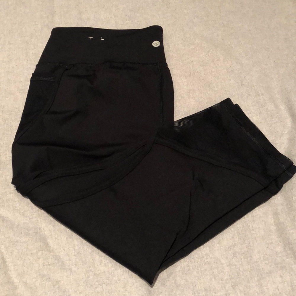 Plain black yoga pants